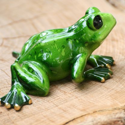 Frog green sitting